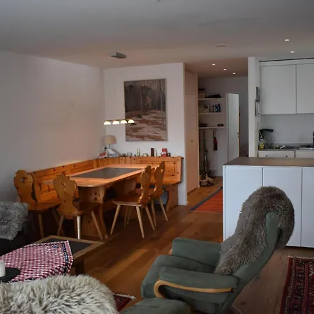Haus Im Park 11 Apartment Valbella